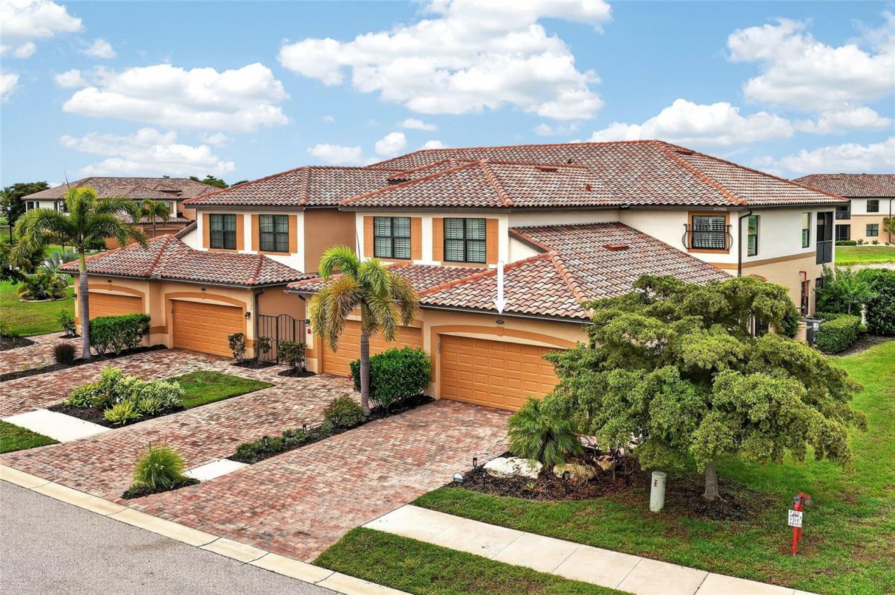 20151 Ragazza Circle E, Unit 102, Venice, FL 34293 Photo