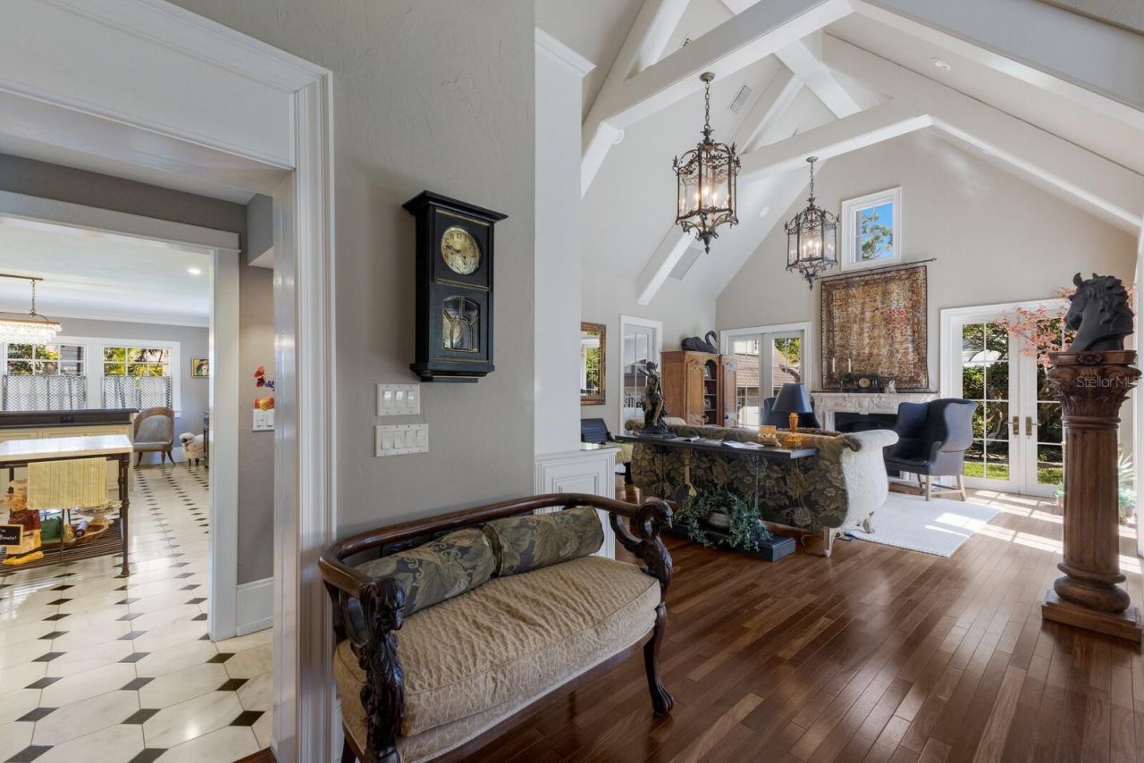 1829 Bougainvillea Street, Sarasota, FL 34239 Photo
