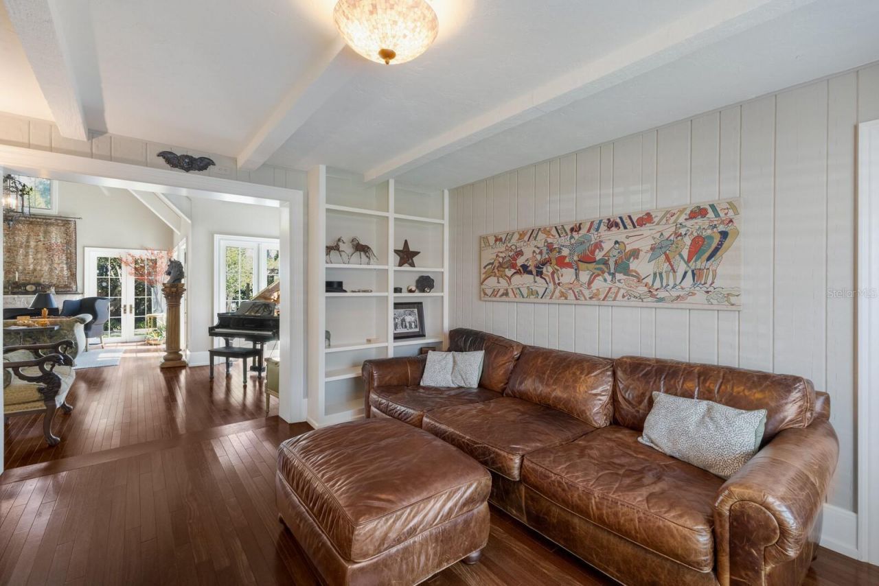 1829 Bougainvillea Street, Sarasota, FL 34239 Photo