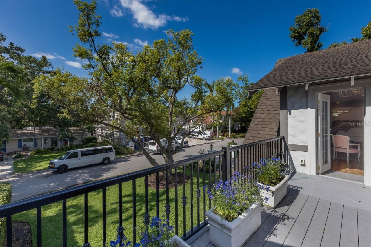 1829 Bougainvillea Street, Sarasota, FL 34239 Photo