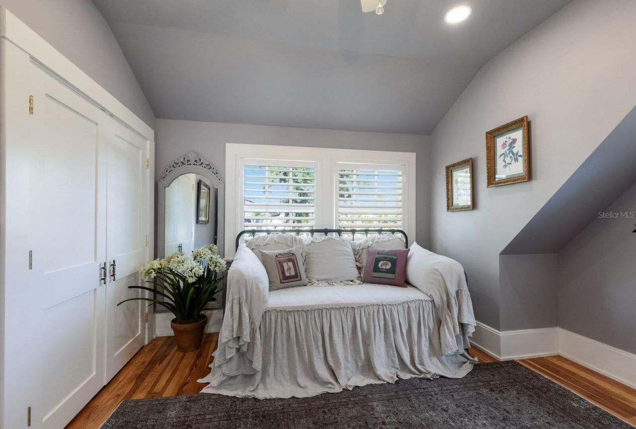 1829 Bougainvillea Street, Sarasota, FL 34239 Photo