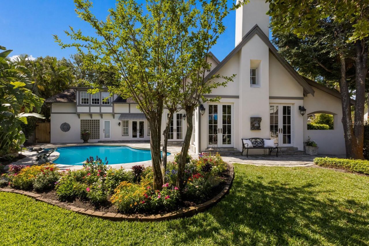 1829 Bougainvillea Street, Sarasota, FL 34239 Photo