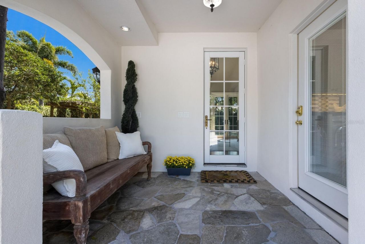 1829 Bougainvillea Street, Sarasota, FL 34239 Photo