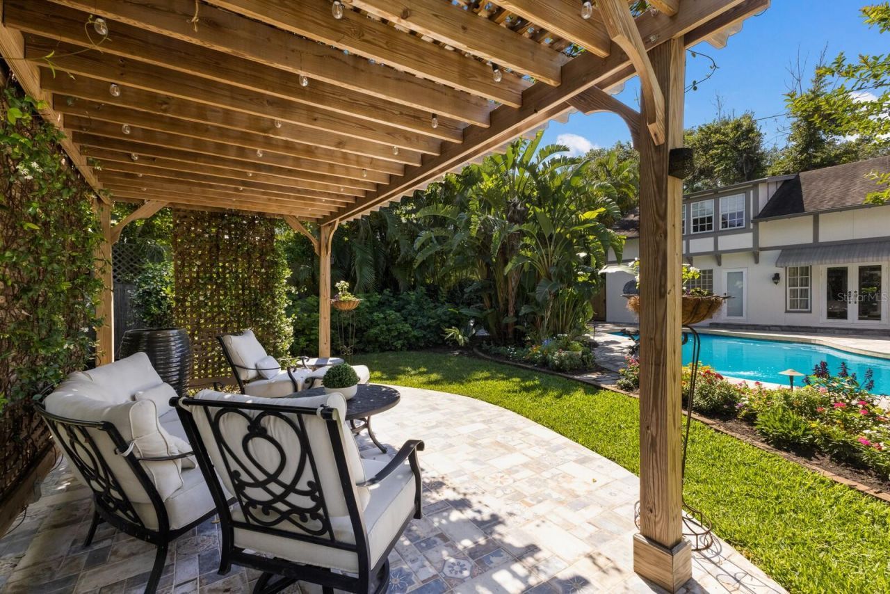 1829 Bougainvillea Street, Sarasota, FL 34239 Photo