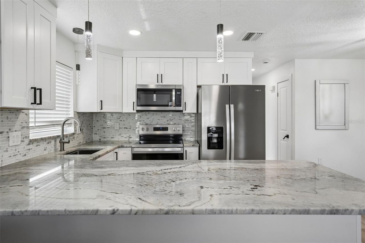 1782 Maryland Avenue Ne, Saint Petersburg, FL 33703 Photo