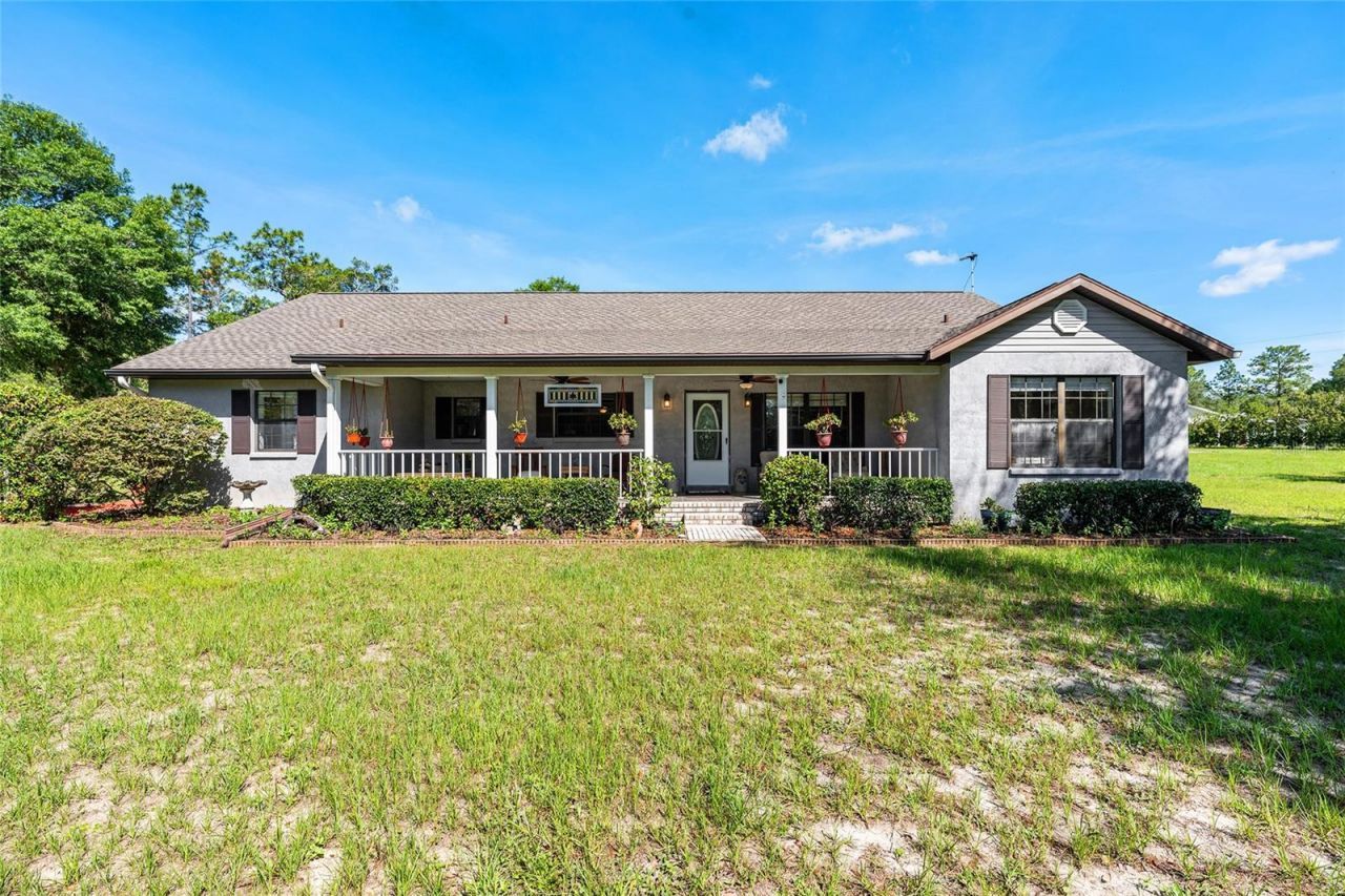 10871 SE County Road 336 , Morriston, FL 32668 Main Photo