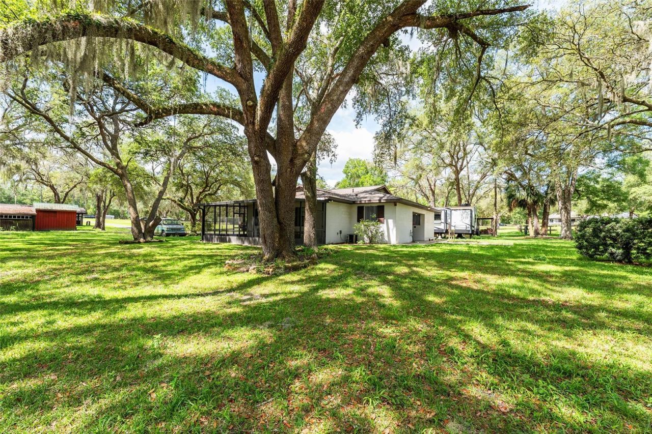 10871 SE County Road 336, Morriston, FL 32668 Photo
