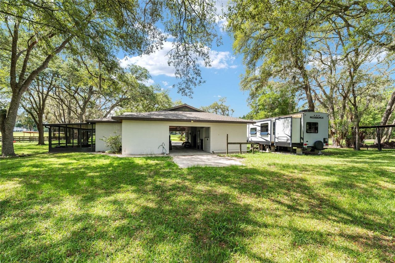 10871 SE County Road 336, Morriston, FL 32668 Photo