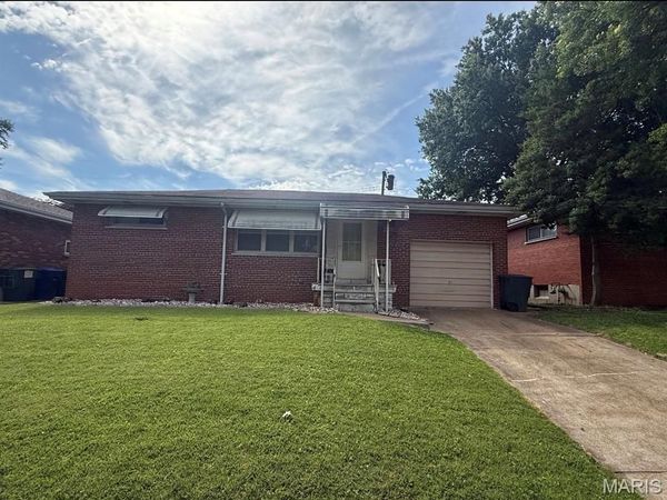 6928 Wanda Court , St Louis, MO 63116