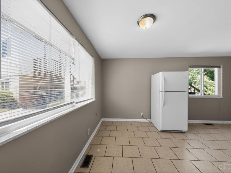 5639 Alvina Avenue, Unit 2, Cincinnati, OH 45212 Photo 12