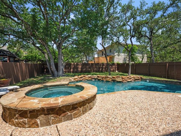 4008 A Canyon Glen CIR, Austin, TX 78732