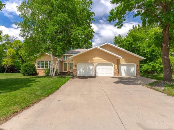 725 Westgate Circle, Hawley, MN 56549