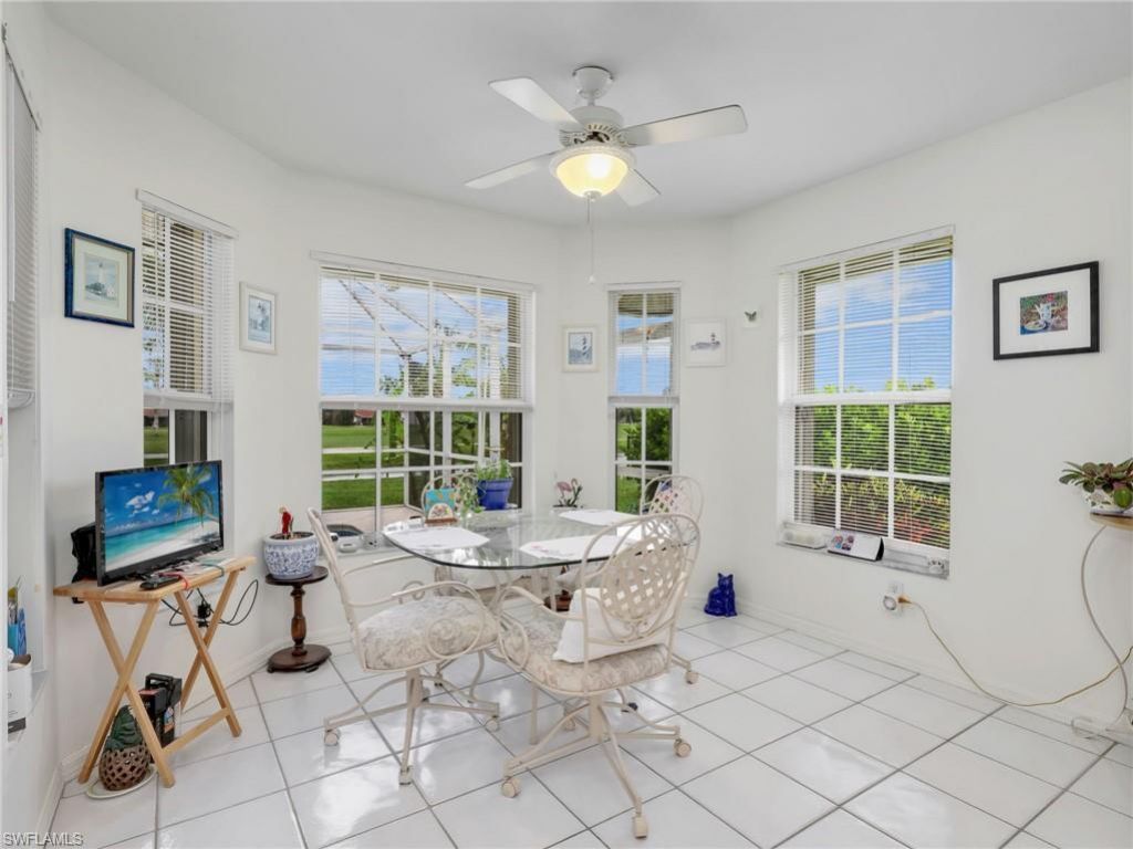 221 SE 10th Ter, Cape Coral, FL 33990 Photo