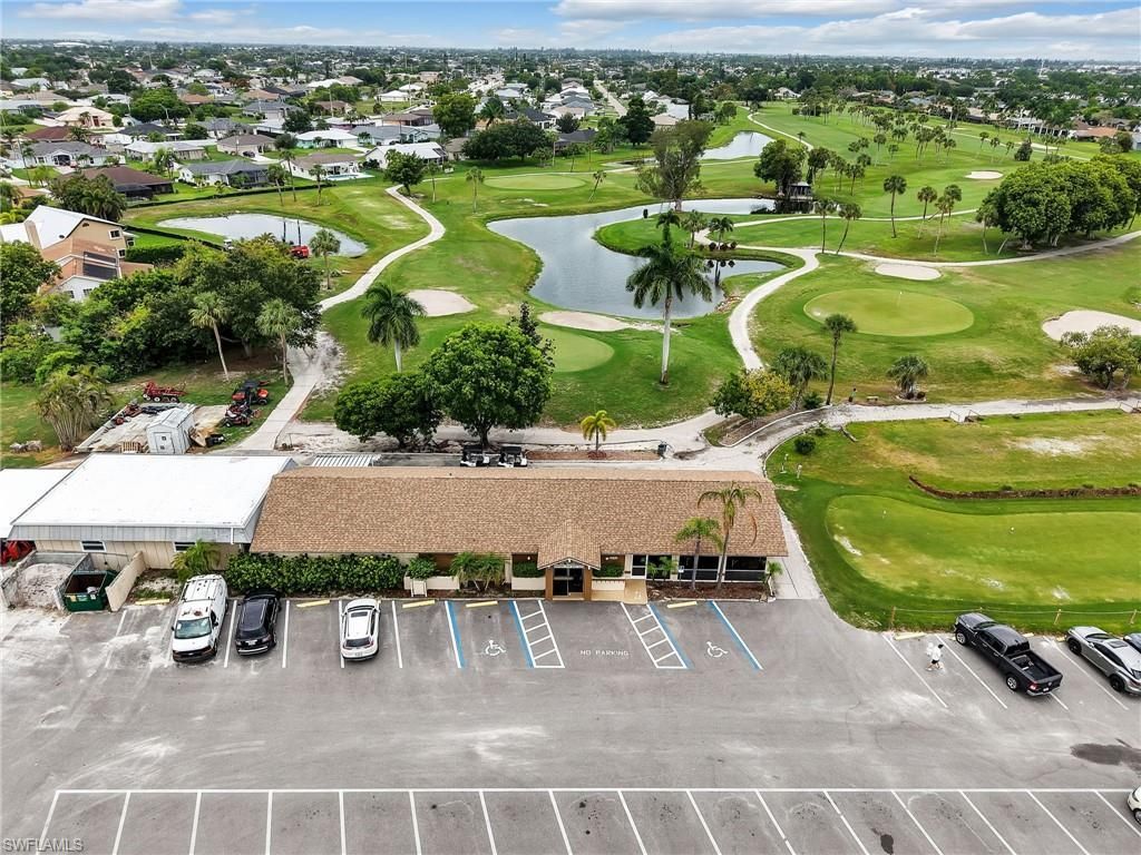 221 SE 10th Ter, Cape Coral, FL 33990 Photo
