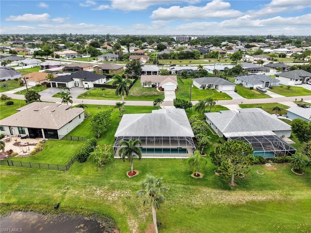 221 SE 10th Ter, Cape Coral, FL 33990 Photo