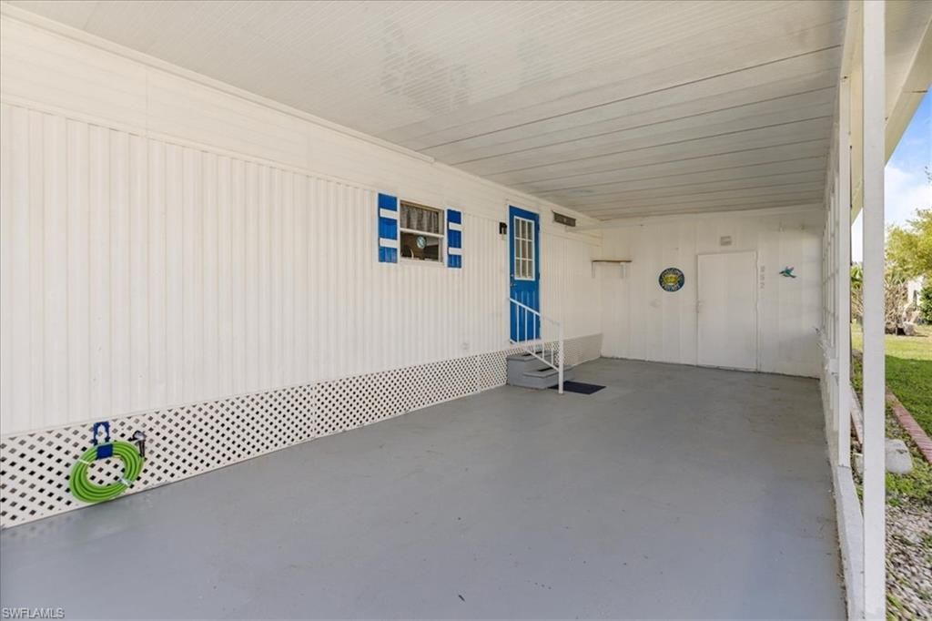 952 Days Ln, North Fort Myers, FL 33917 Photo