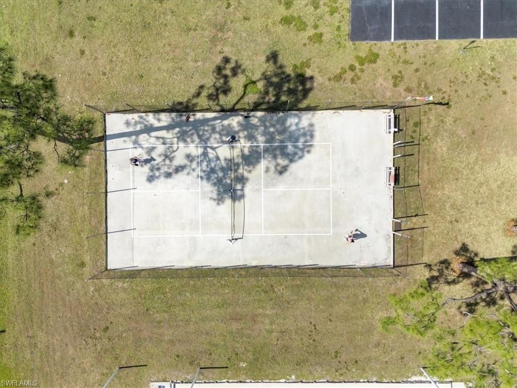 952 Days Ln, North Fort Myers, FL 33917 Photo
