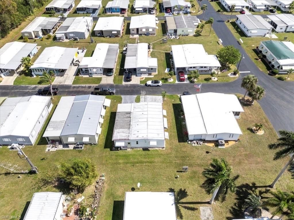 952 Days Ln, North Fort Myers, FL 33917 Photo