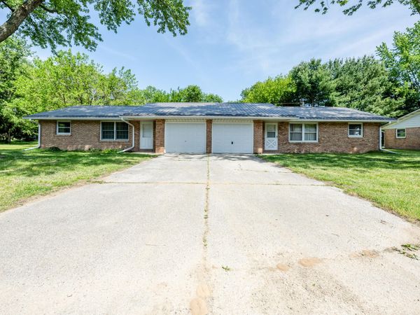 6830 E Napier Avenue, Benton Harbor, MI 49022