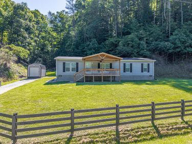 3750 Hunting Creek Road, Bays, KY 41310
