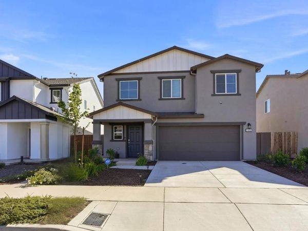 1809 Del Mar Drive, Los Banos, CA 93635