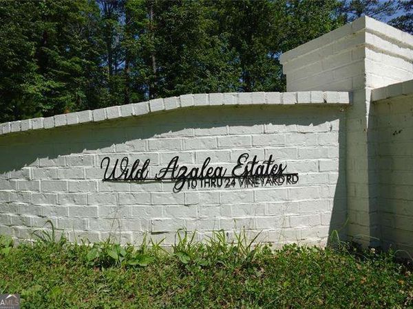 16 Vineyard Road, Dallas, GA 30132
