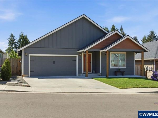 341 NW Hope Ct, Willamina, OR 97396