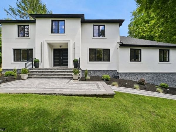 36 Ivy Pl, Wayne, NJ 07470