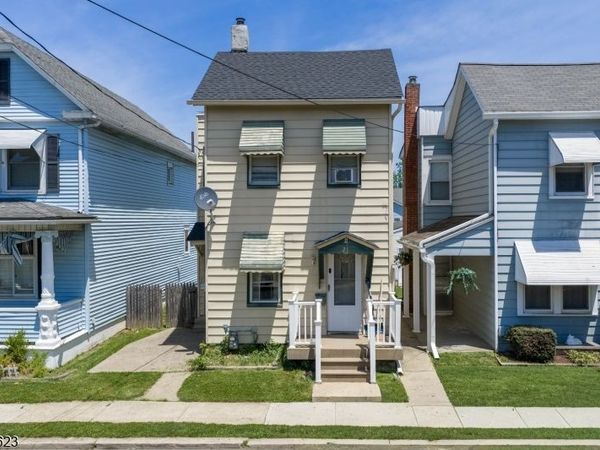 21 Henderson St, Phillipsburg, NJ 08865