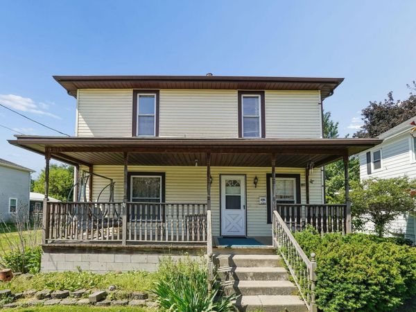 65 Mount Vernon Avenue , Fredericktown, OH 43019