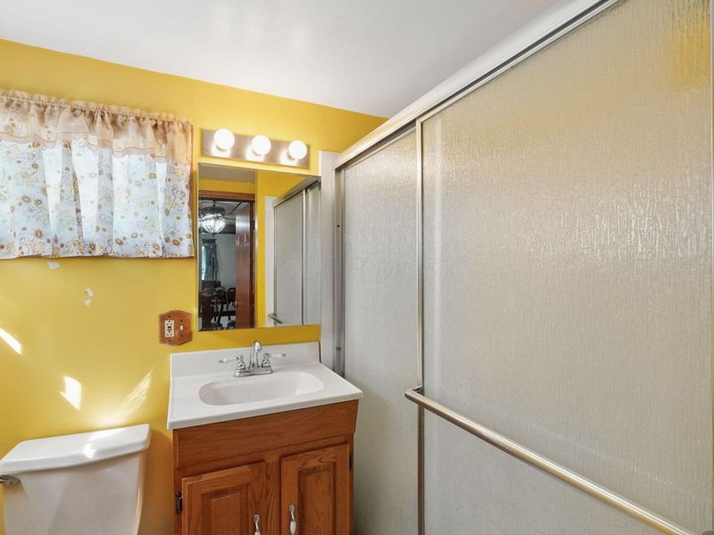 65 Mount Vernon Avenue , Fredericktown, OH 43019 Photo 9
