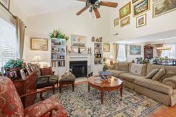 1403 Audubon Court photo 4