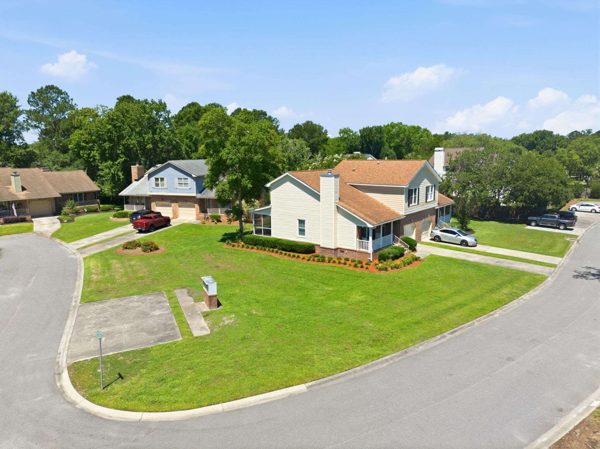 1403 Audubon Court Photo 22