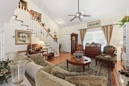 1403 Audubon Court photo 4