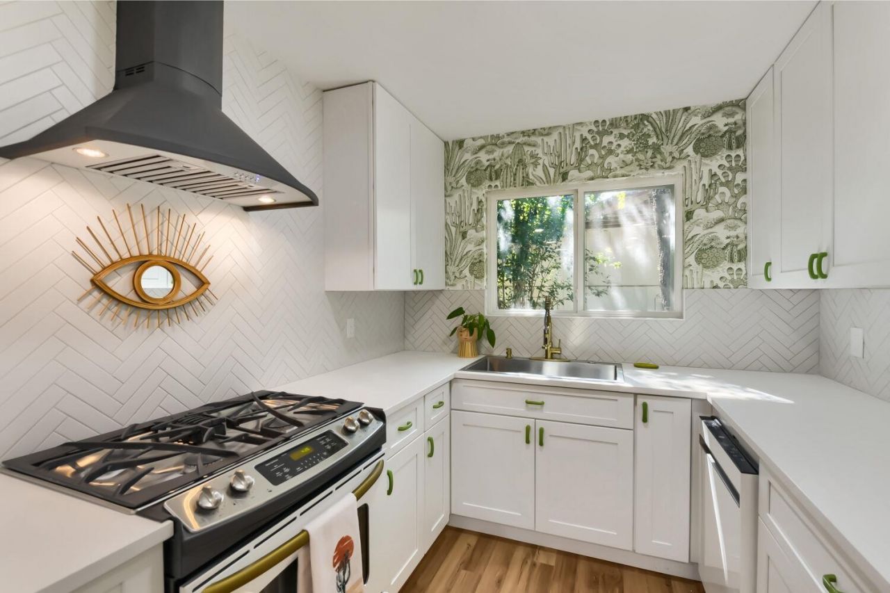 304 Sheraton Ave, Austin, TX 78745 Main Photo