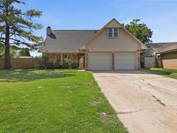 1525 Vulcan Circle, Edmond, OK 73003