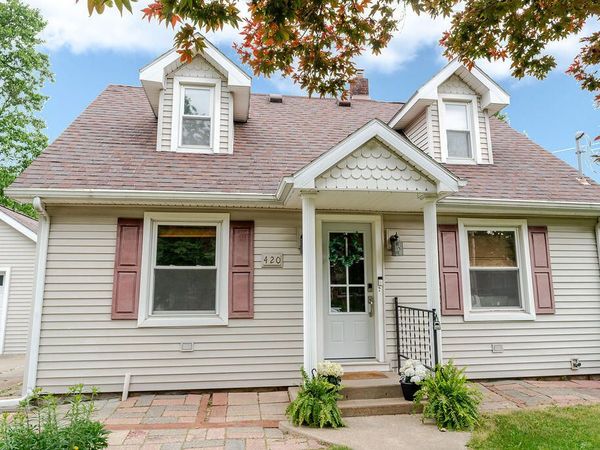 420 Oakhurst Avenue, Kalamazoo, MI 49001