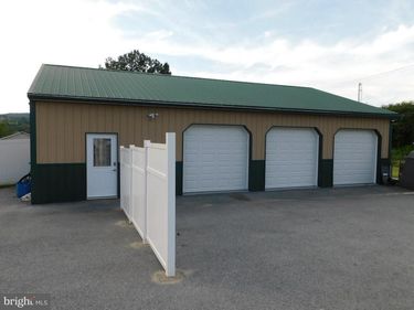 1177 RTE 100, BECHTELSVILLE, PA 19505