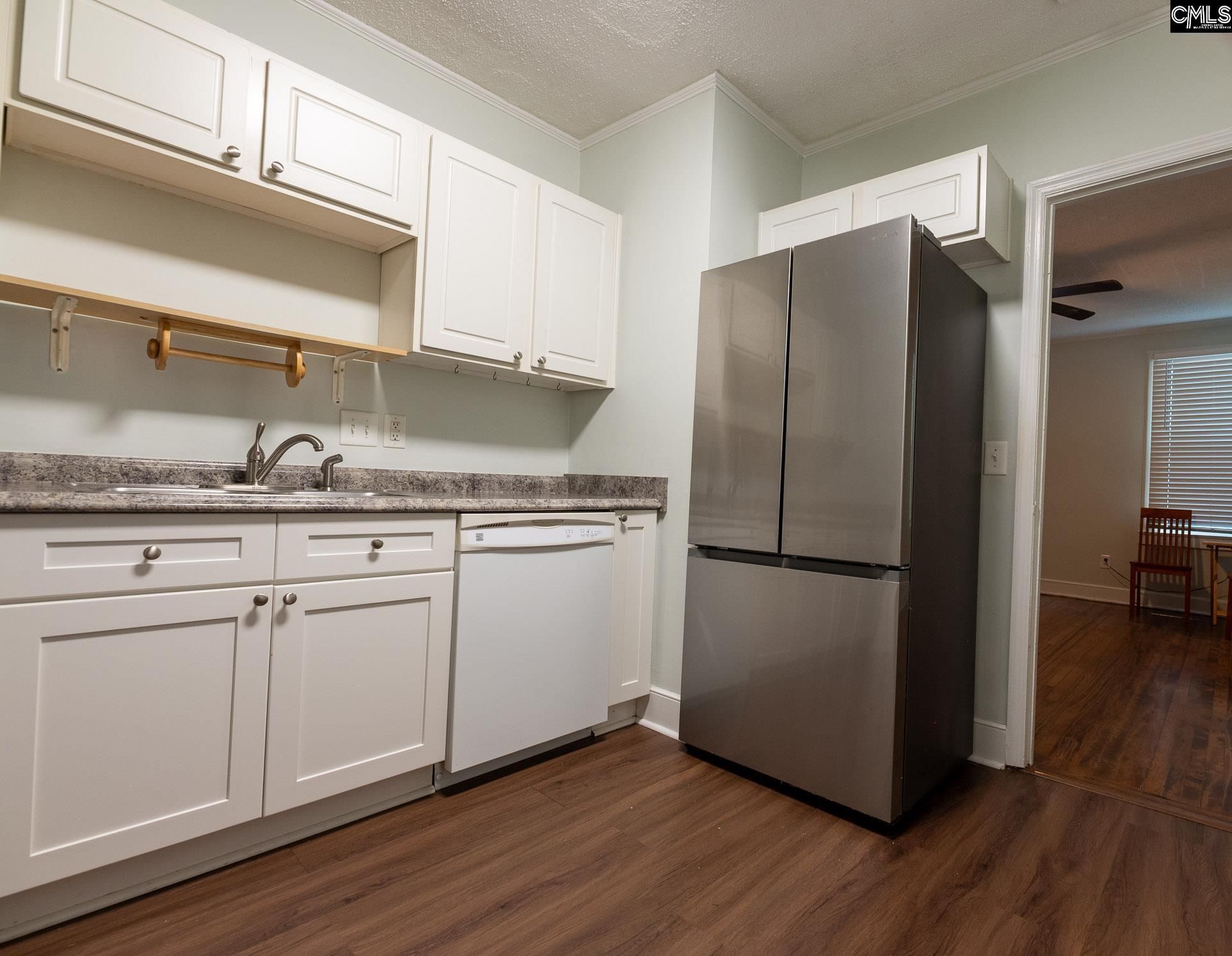 2237 Kingswood Drive  Photo 8