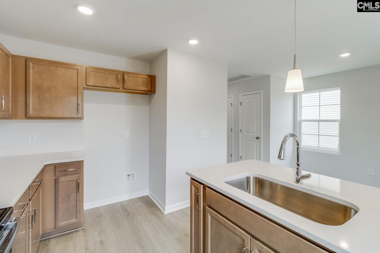 3070 Harborview Drive  Photo 10