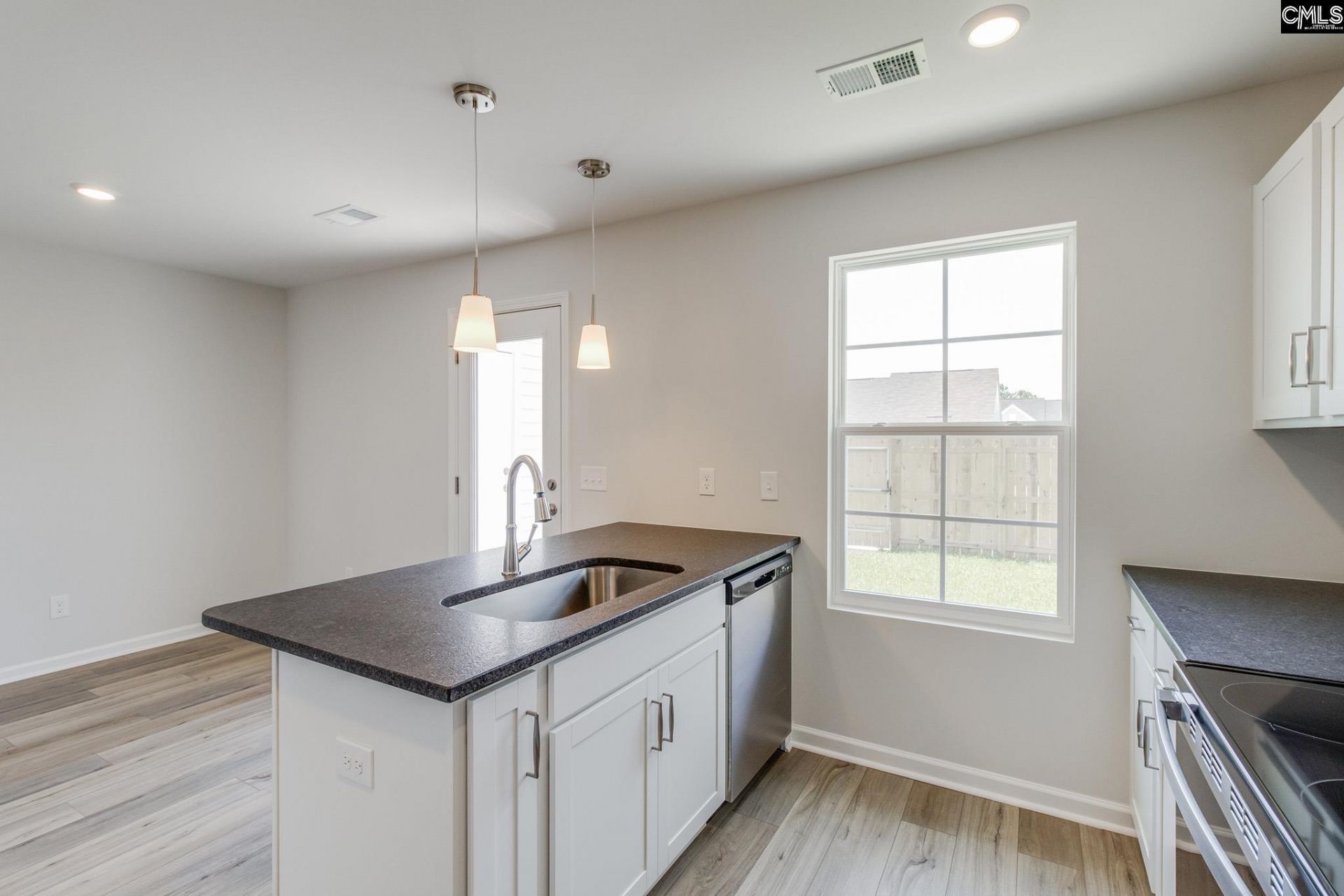 3070 Harborview Drive Photo 11