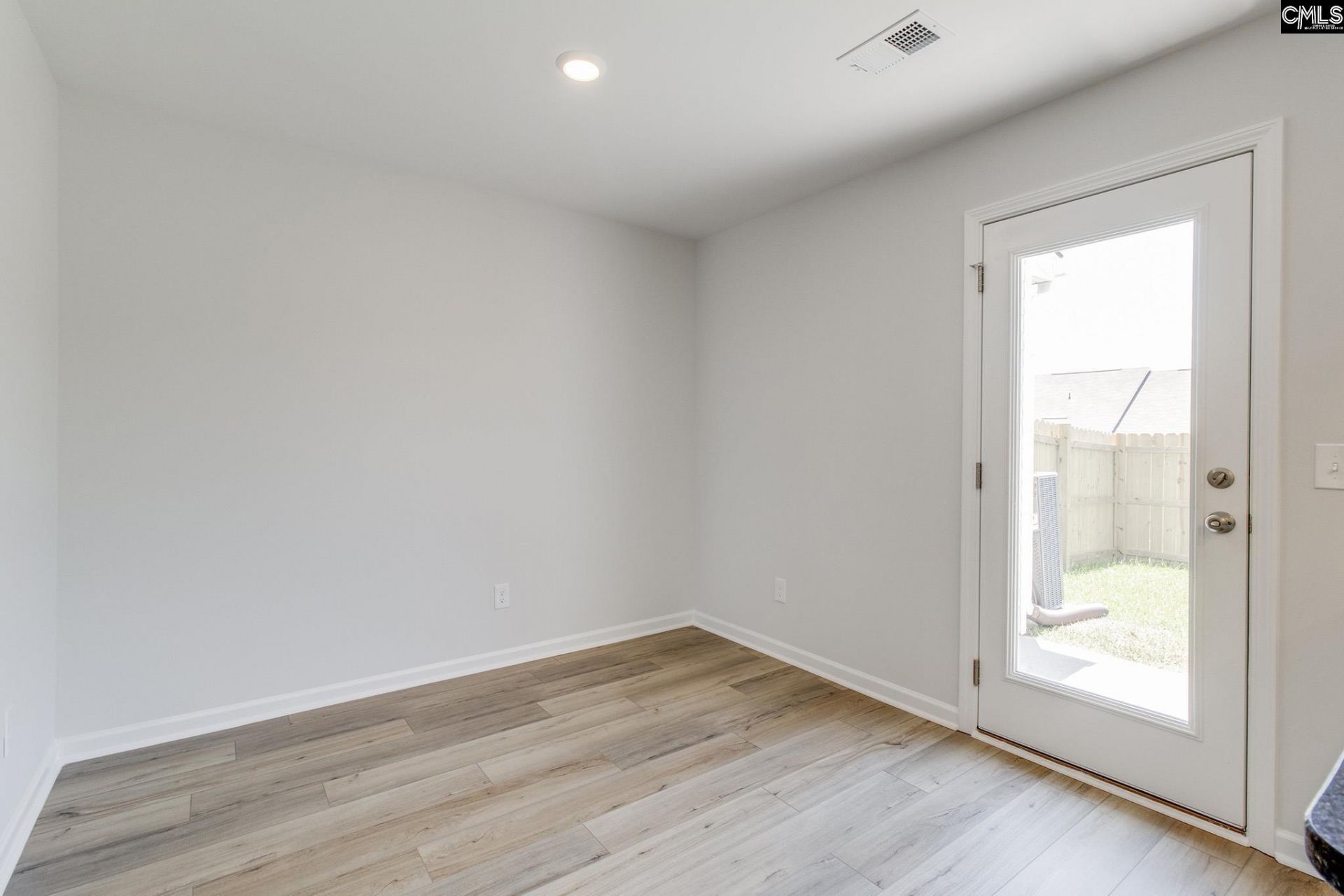 3070 Harborview Drive Photo 12