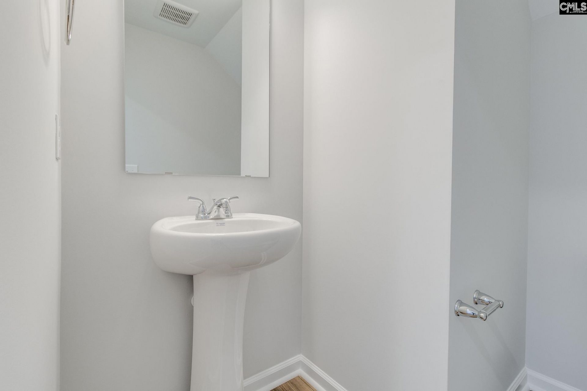 3070 Harborview Drive Photo 13
