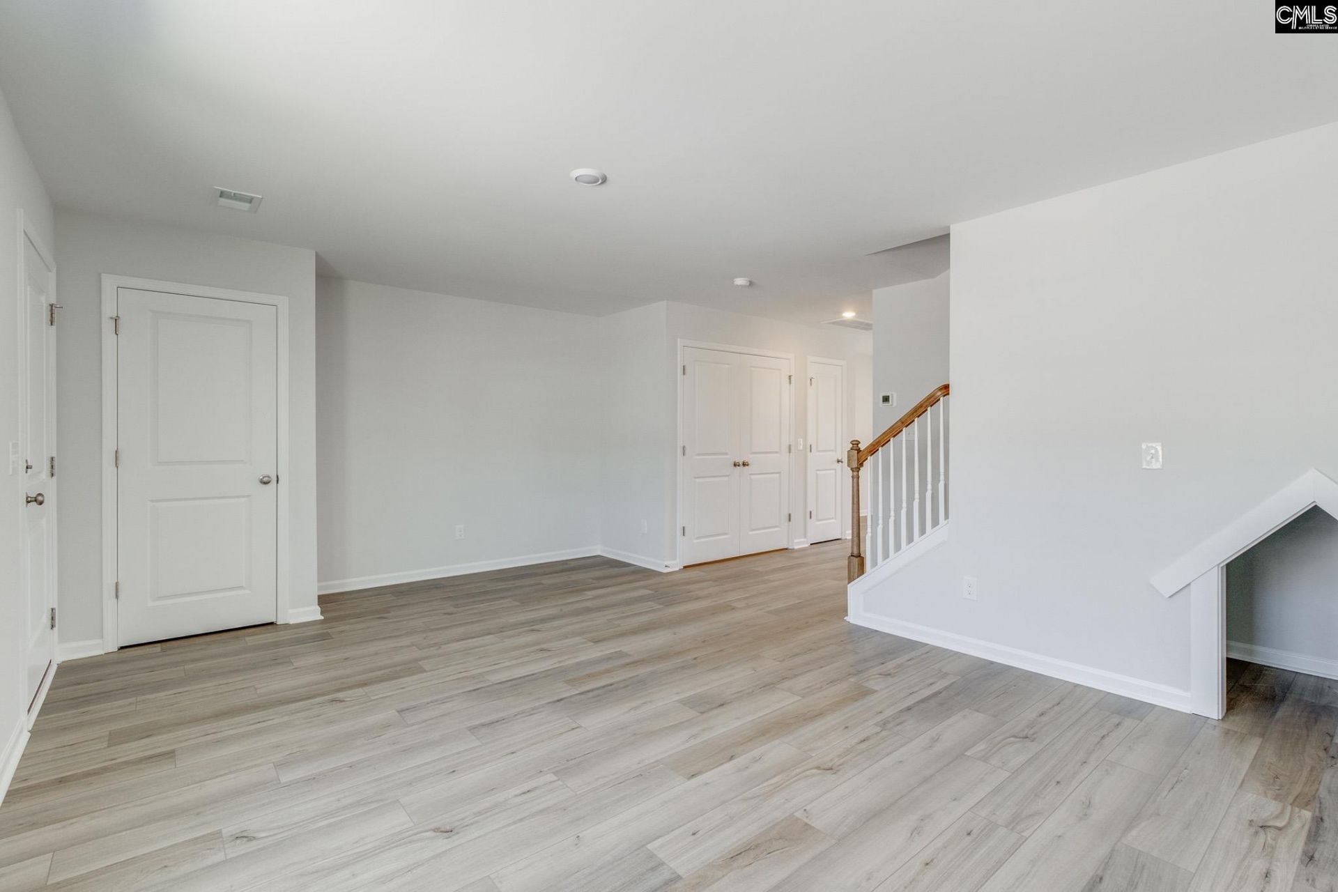 3070 Harborview Drive Photo 5