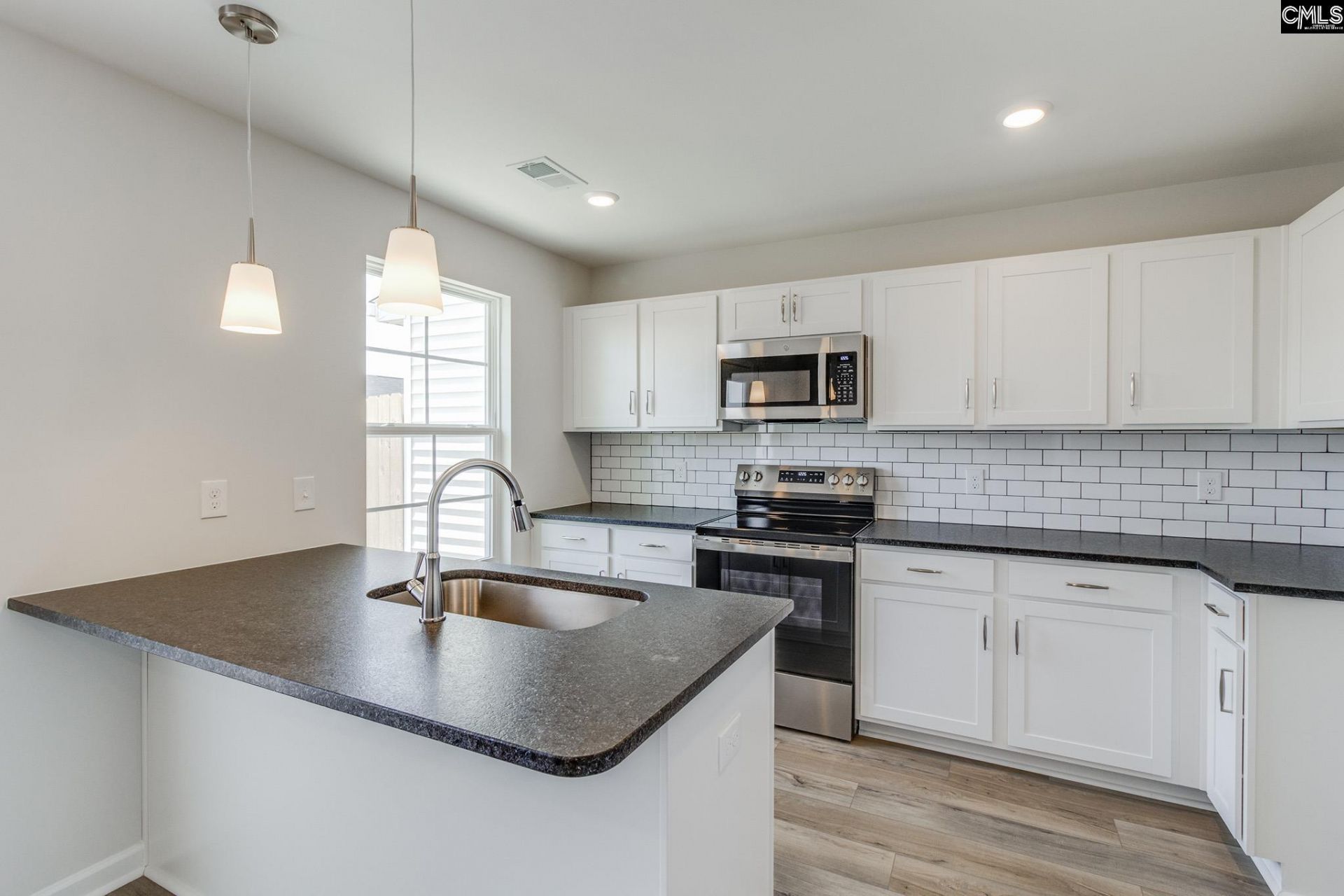 3070 Harborview Drive Photo 8