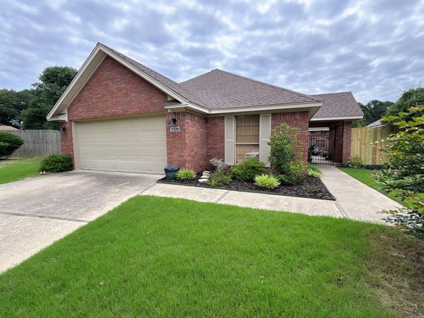 2528 jasmine Drive, Benton, AR 72015