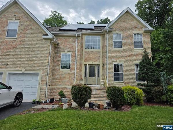 7 Patrick Avenue, EMERSON, NJ 07630