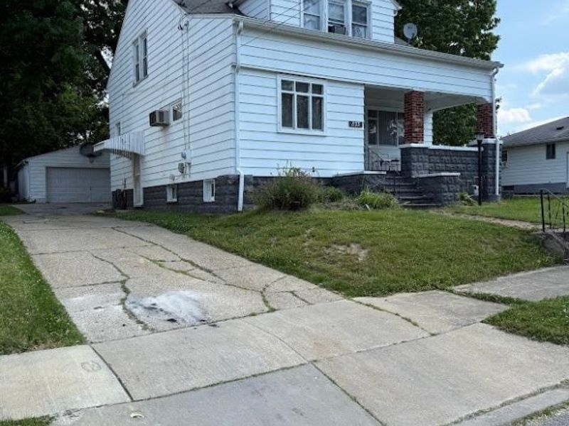 873 Polk Avenue , Akron, OH 44314 Photo 2