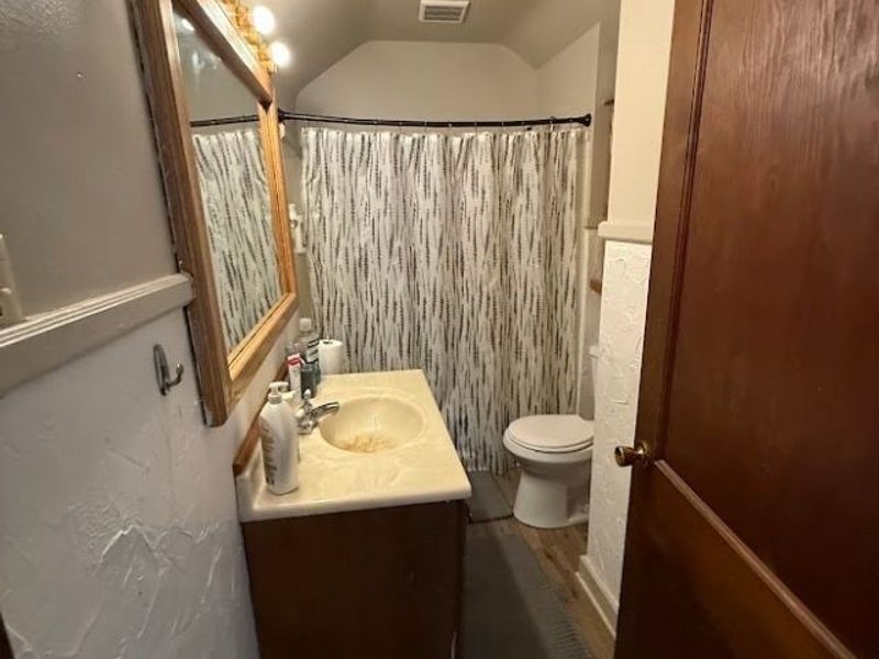 873 Polk Avenue , Akron, OH 44314 Photo 28