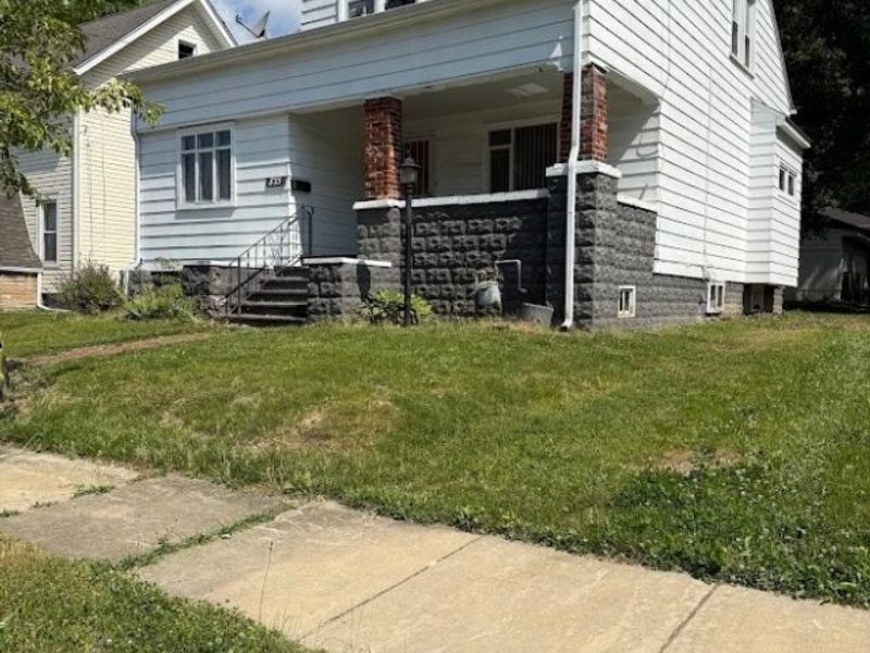873 Polk Avenue , Akron, OH 44314 Photo 3